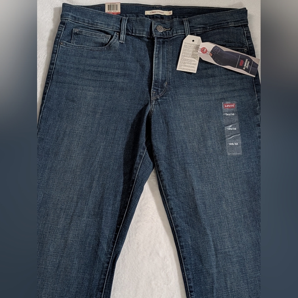 NWT Levi's Blue Denim Jeans, Slimming Straight,  32x30